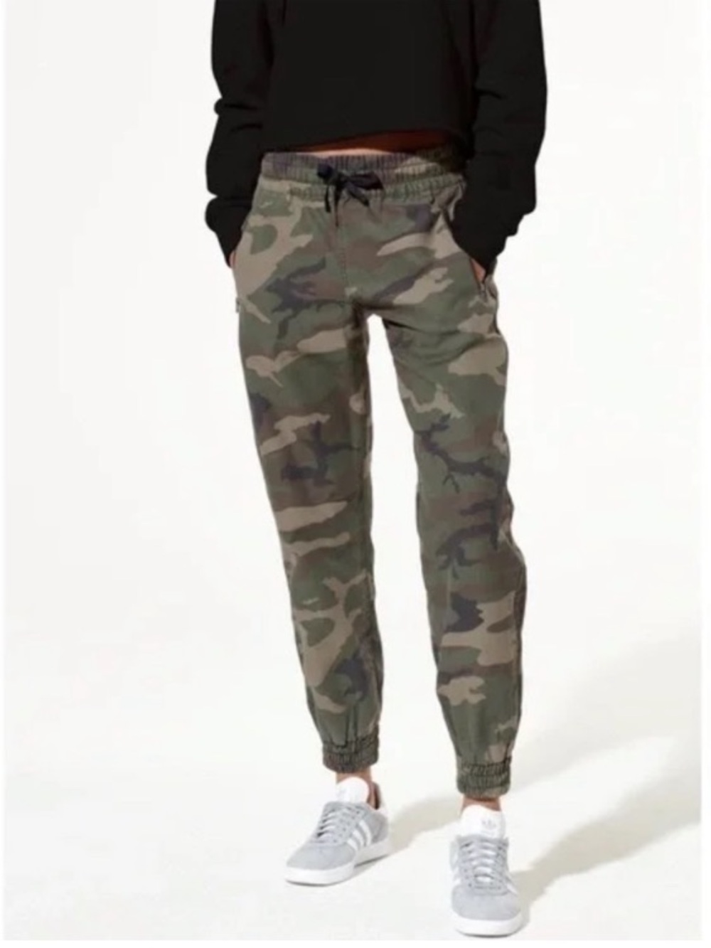 Tna - Small- Camo Alix Pant from Aritzia